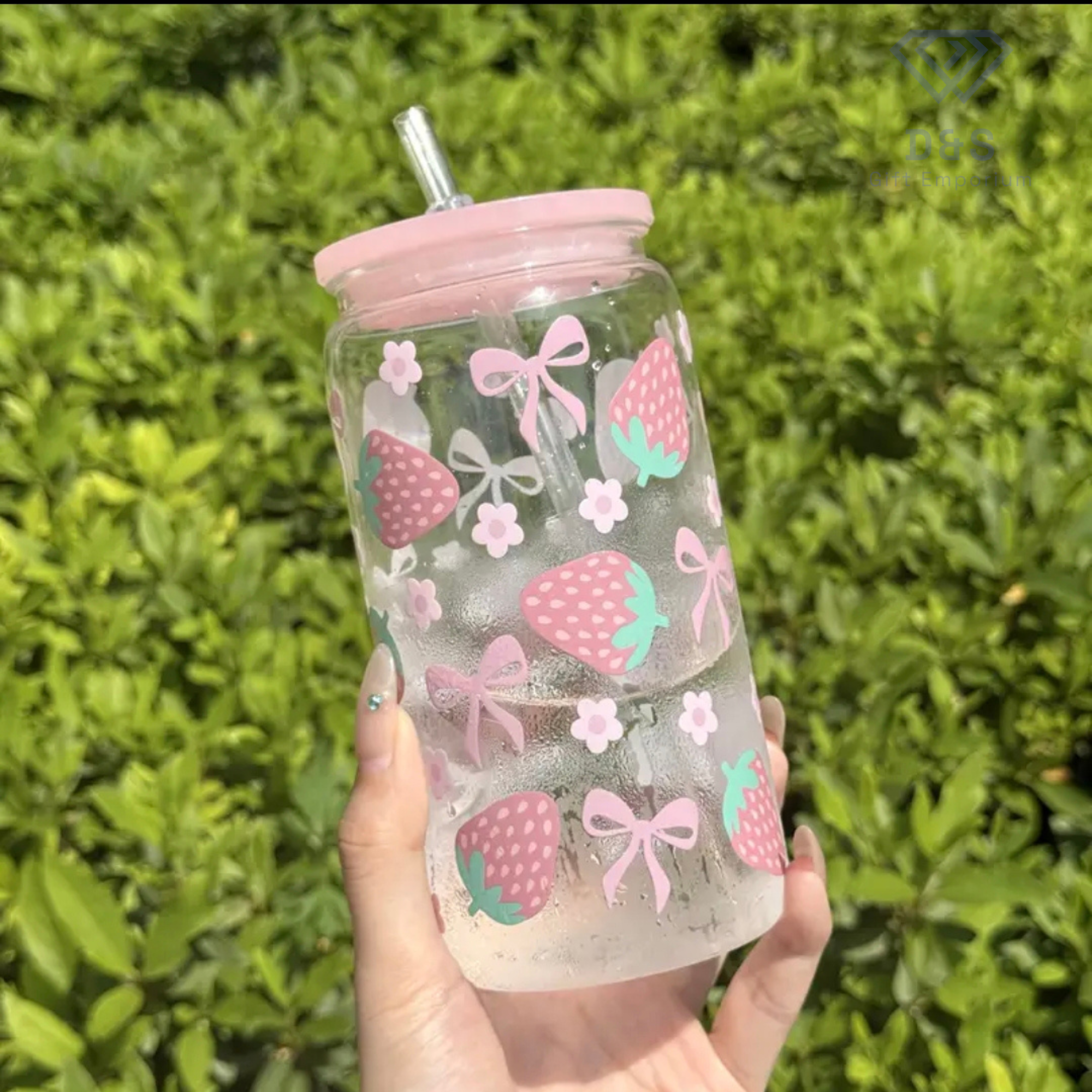 Strawberry & Bows Tumbler