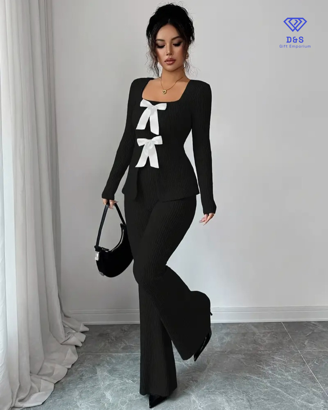 Woman's Ribbed Bow Co-Ord Set